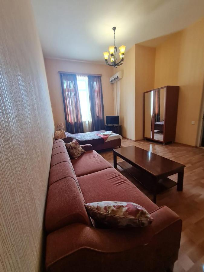 Piano Hotel Тбилиси Экстерьер фото