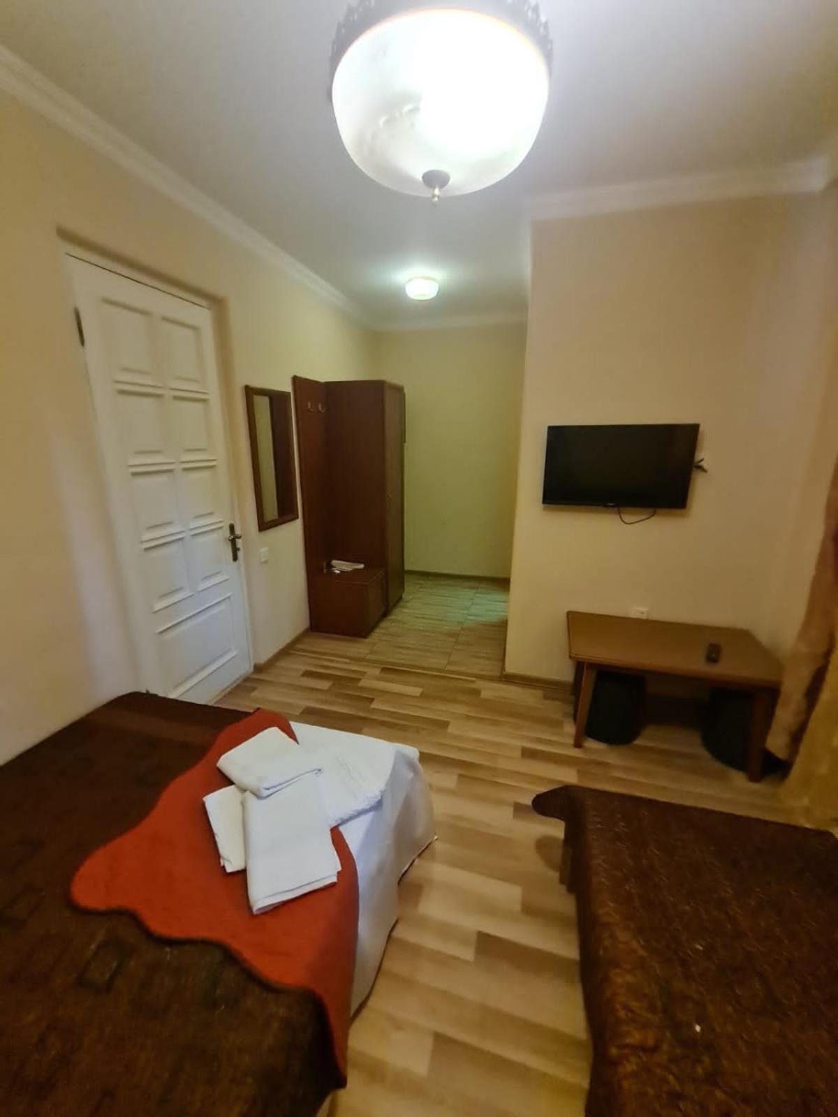 Piano Hotel Тбилиси Экстерьер фото