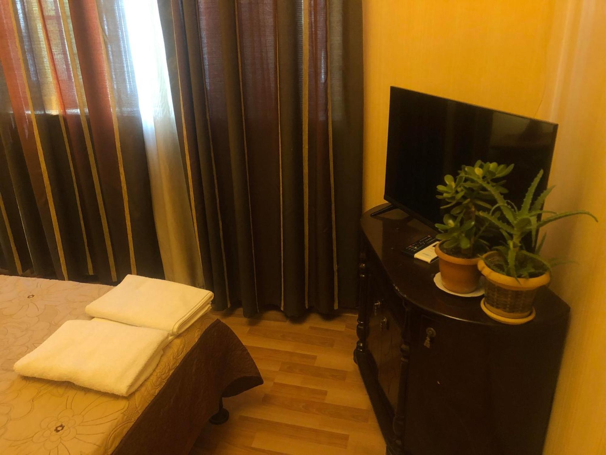 Piano Hotel Тбилиси Экстерьер фото